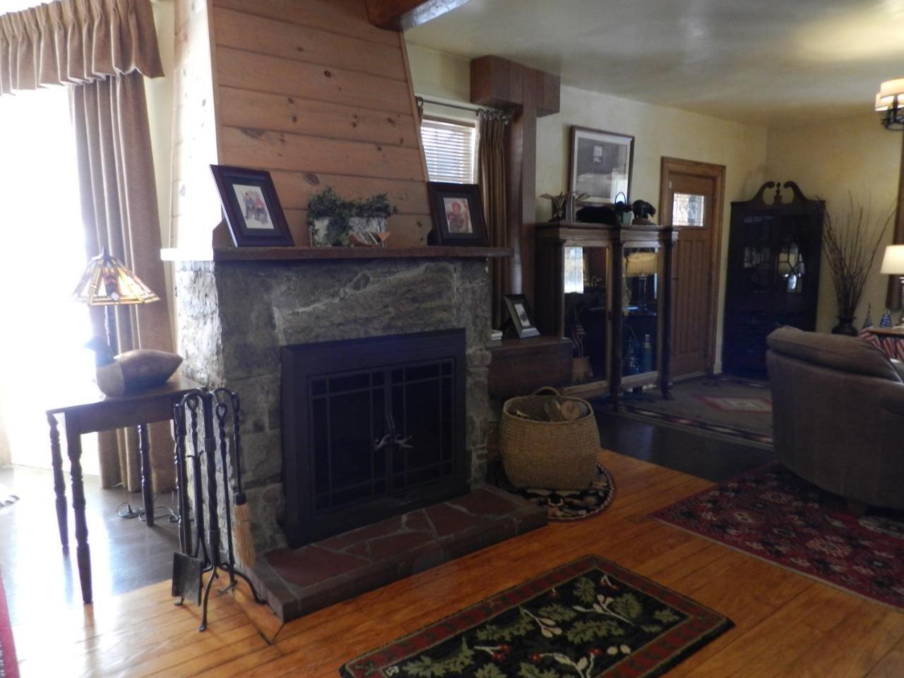 Waybury Inn East Middlebury Extérieur photo